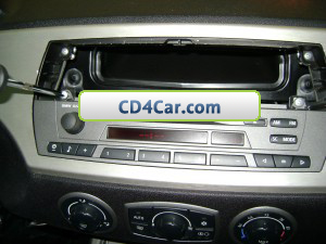 BMW Z4 03-08 Stereo Removal