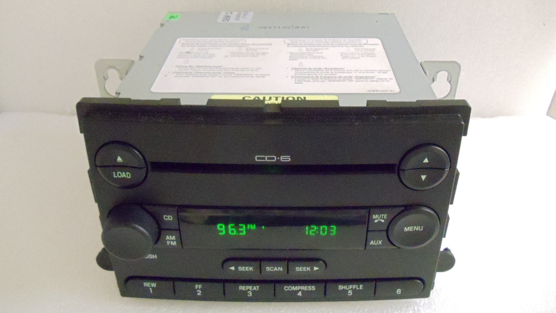 05 06 Ford F250 F350 Superduty Radio 6 Disc CD Changer Player Aux 